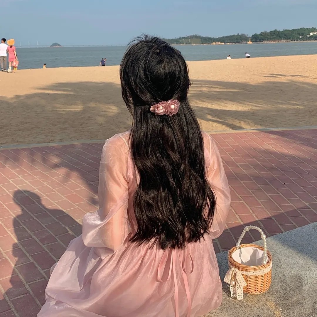 全知干预视角